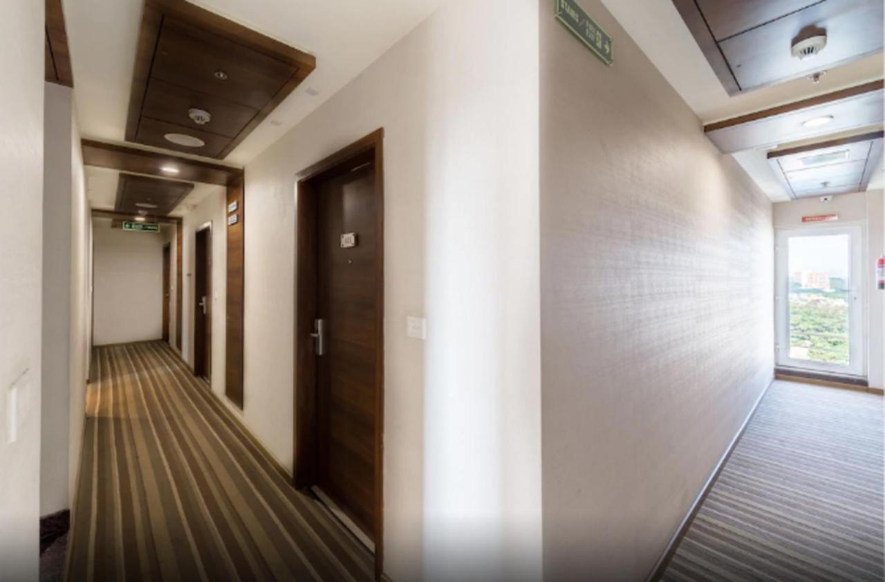 Jagadish Brigade Hotel Bangalore Dış mekan fotoğraf