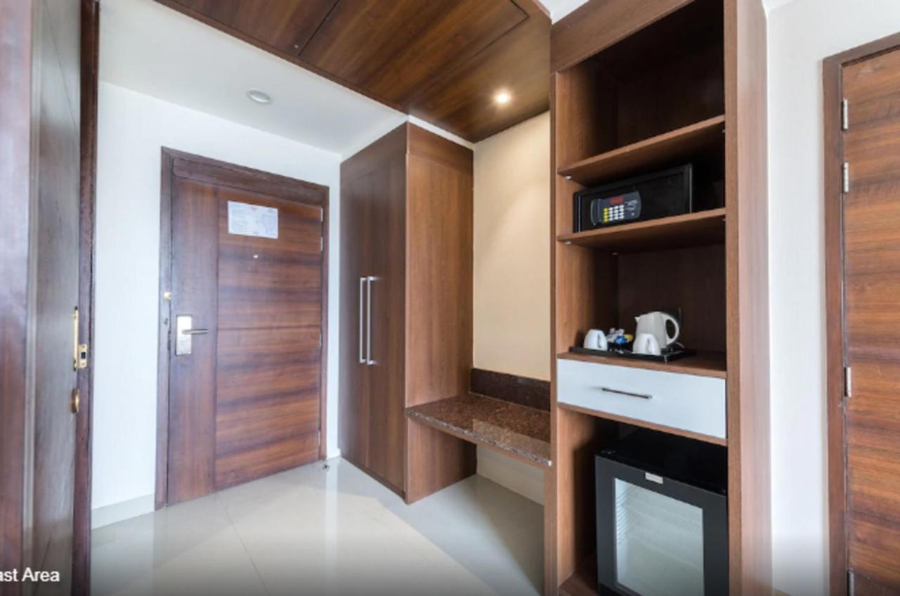 Jagadish Brigade Hotel Bangalore Dış mekan fotoğraf