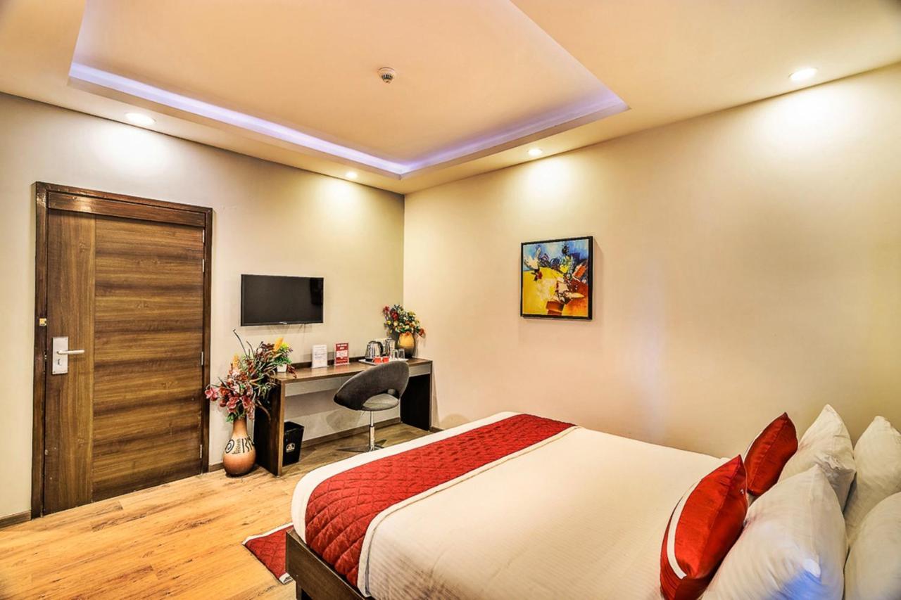 Jagadish Brigade Hotel Bangalore Dış mekan fotoğraf