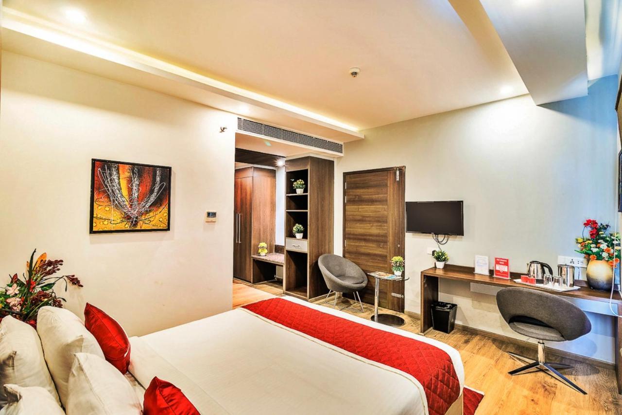 Jagadish Brigade Hotel Bangalore Dış mekan fotoğraf