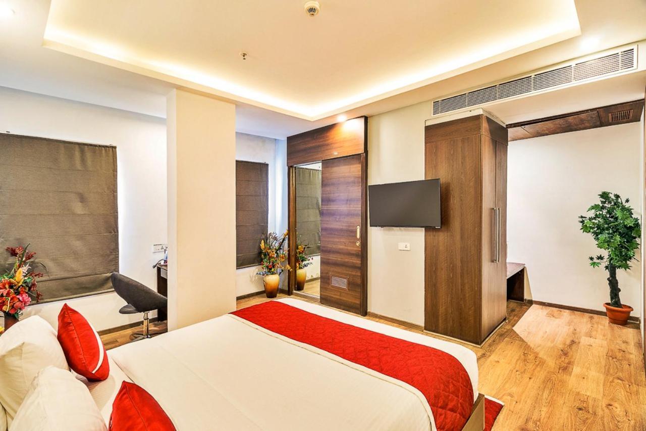 Jagadish Brigade Hotel Bangalore Dış mekan fotoğraf